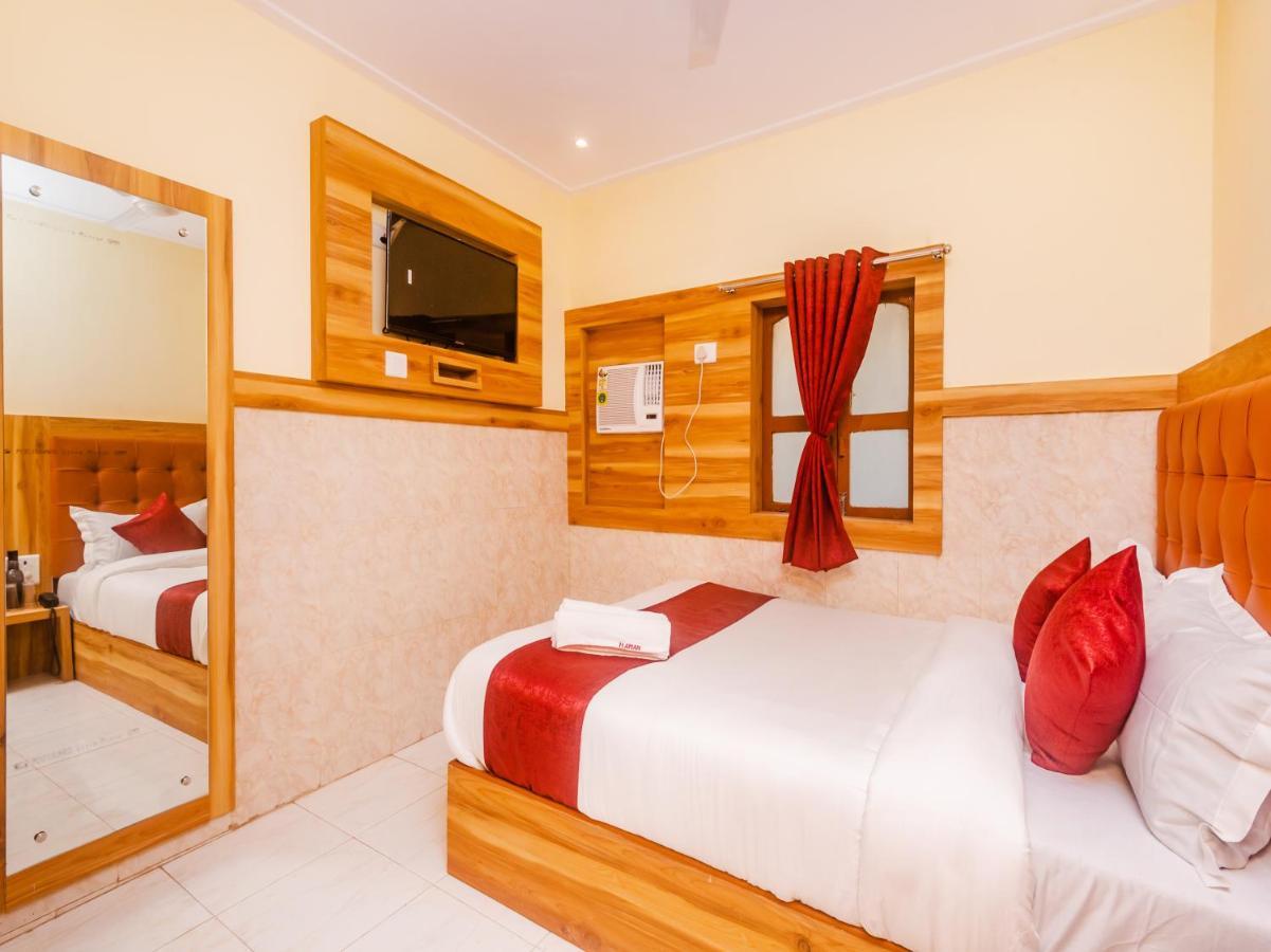 Aman Hotel Near Cst Мумбаї Екстер'єр фото